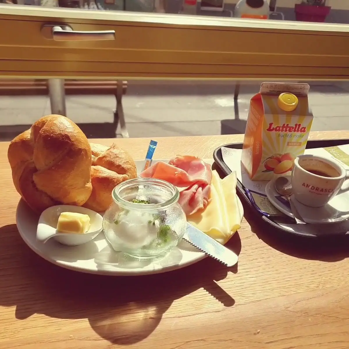 Essen und Trinken photo 2