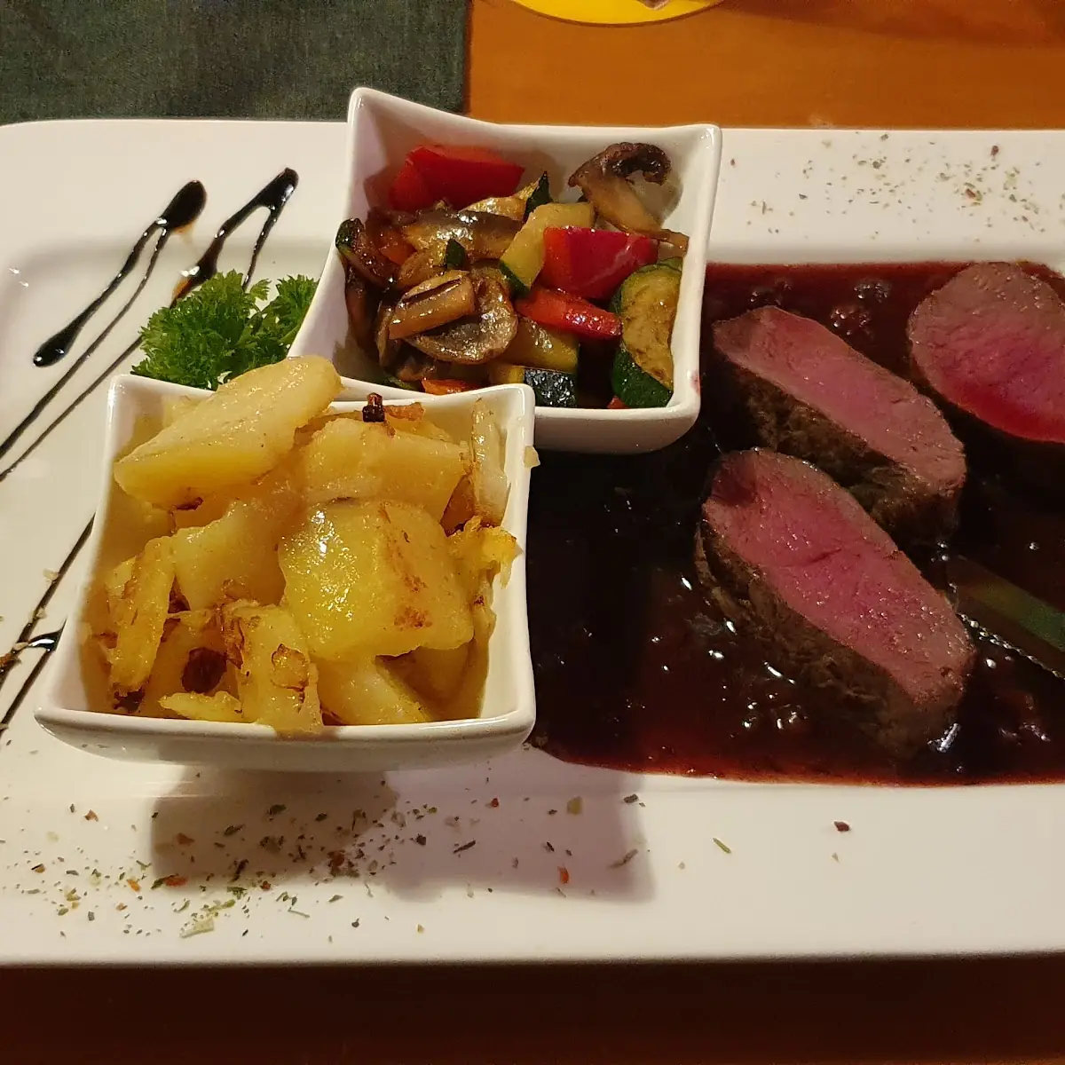 Essen und Trinken photo 2