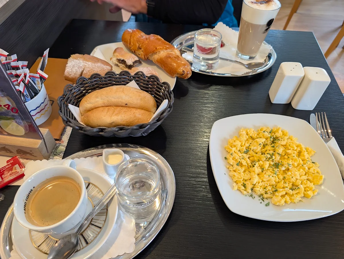 Essen und Trinken photo 3