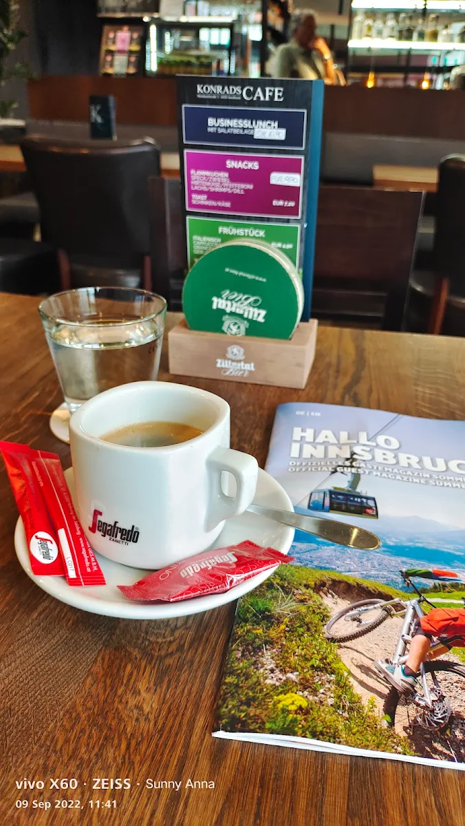 Essen und Trinken, KONRADS CAFE Innsbruck