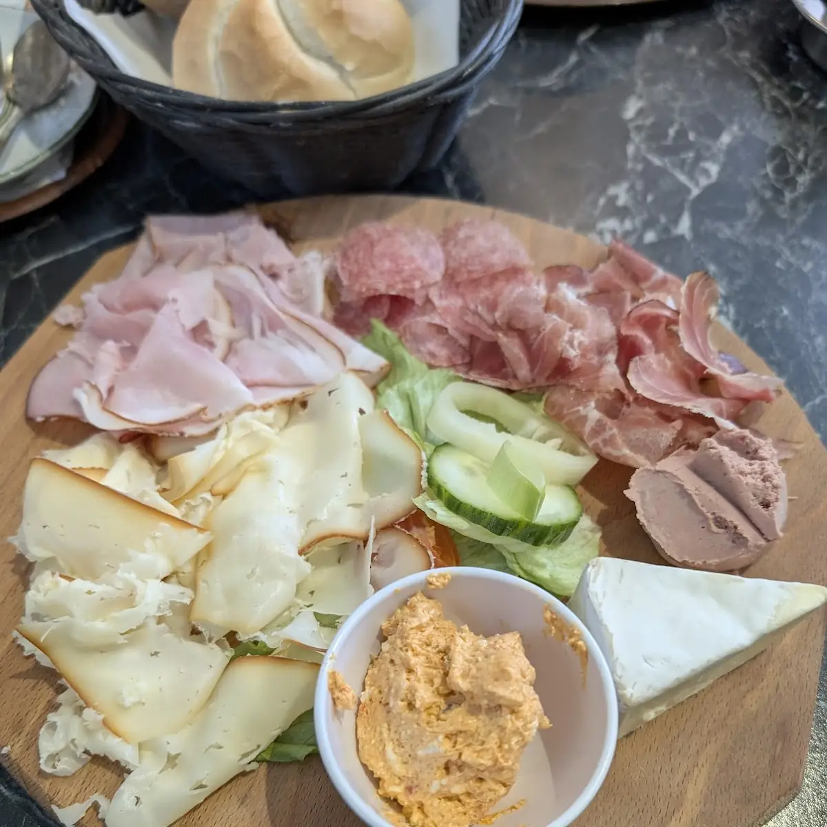 Essen und Trinken photo 2