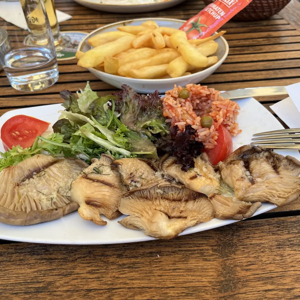 Essen und Trinken photo 3
