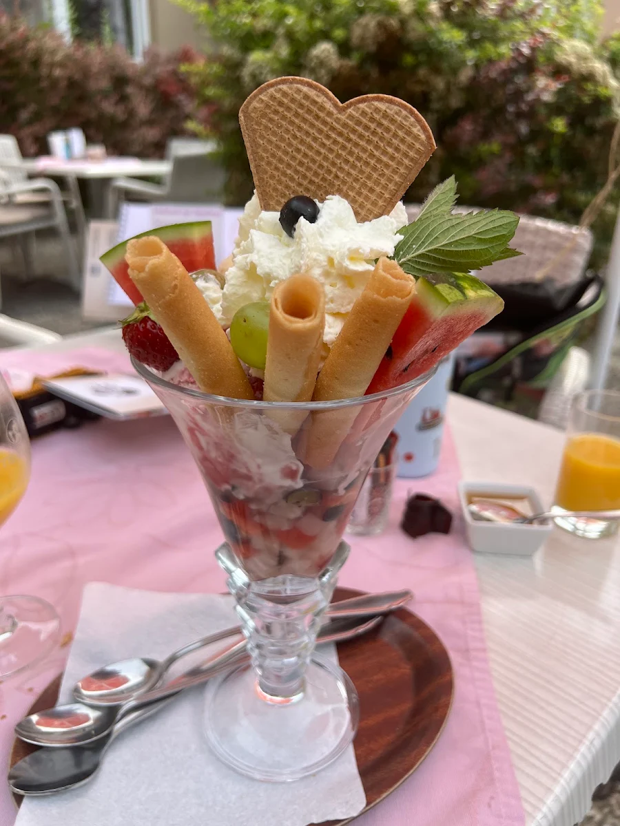 Essen und Trinken photo 2