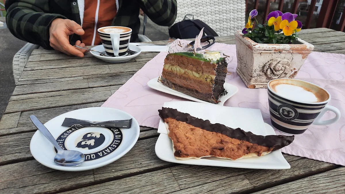 Essen und Trinken photo 3