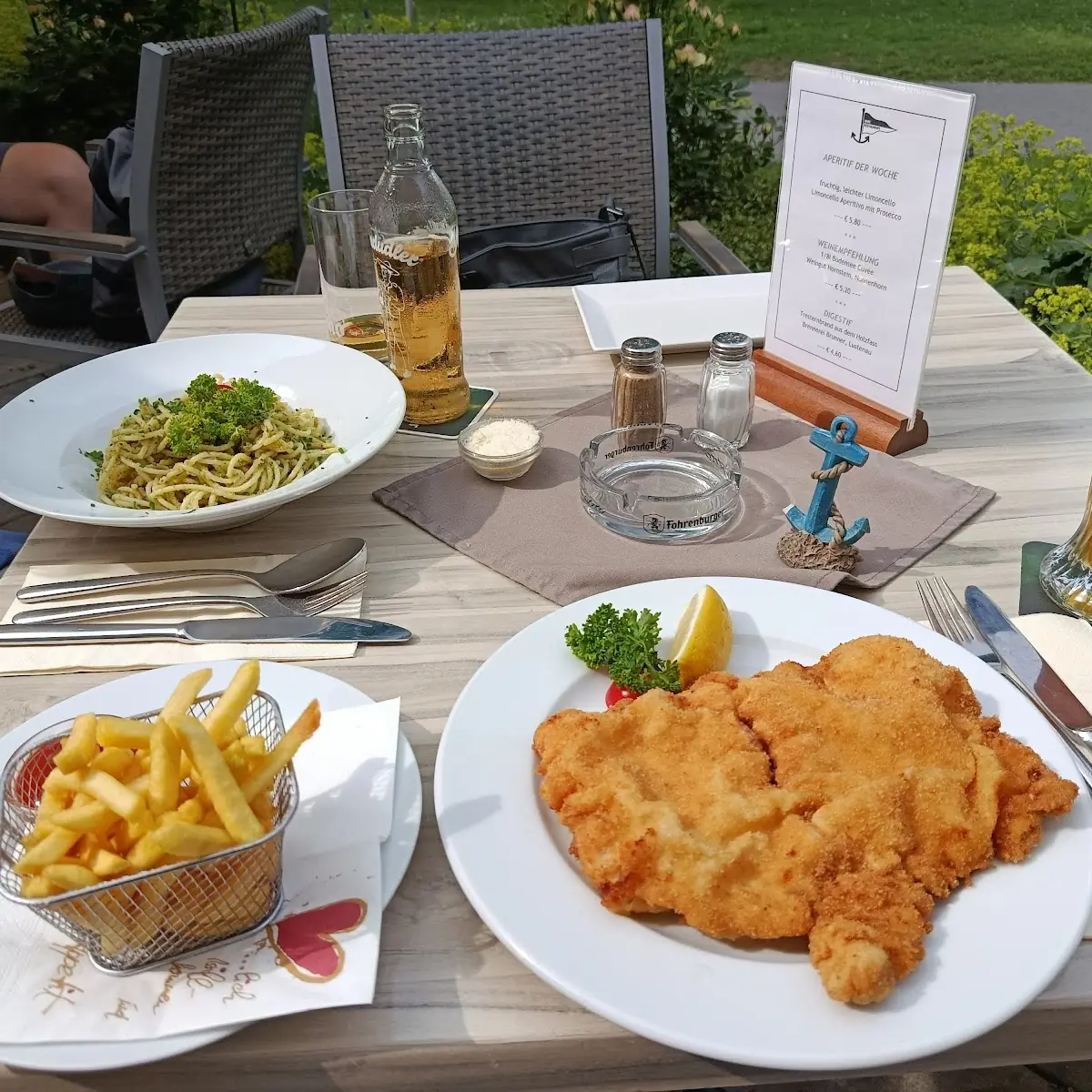 Essen und Trinken photo 2