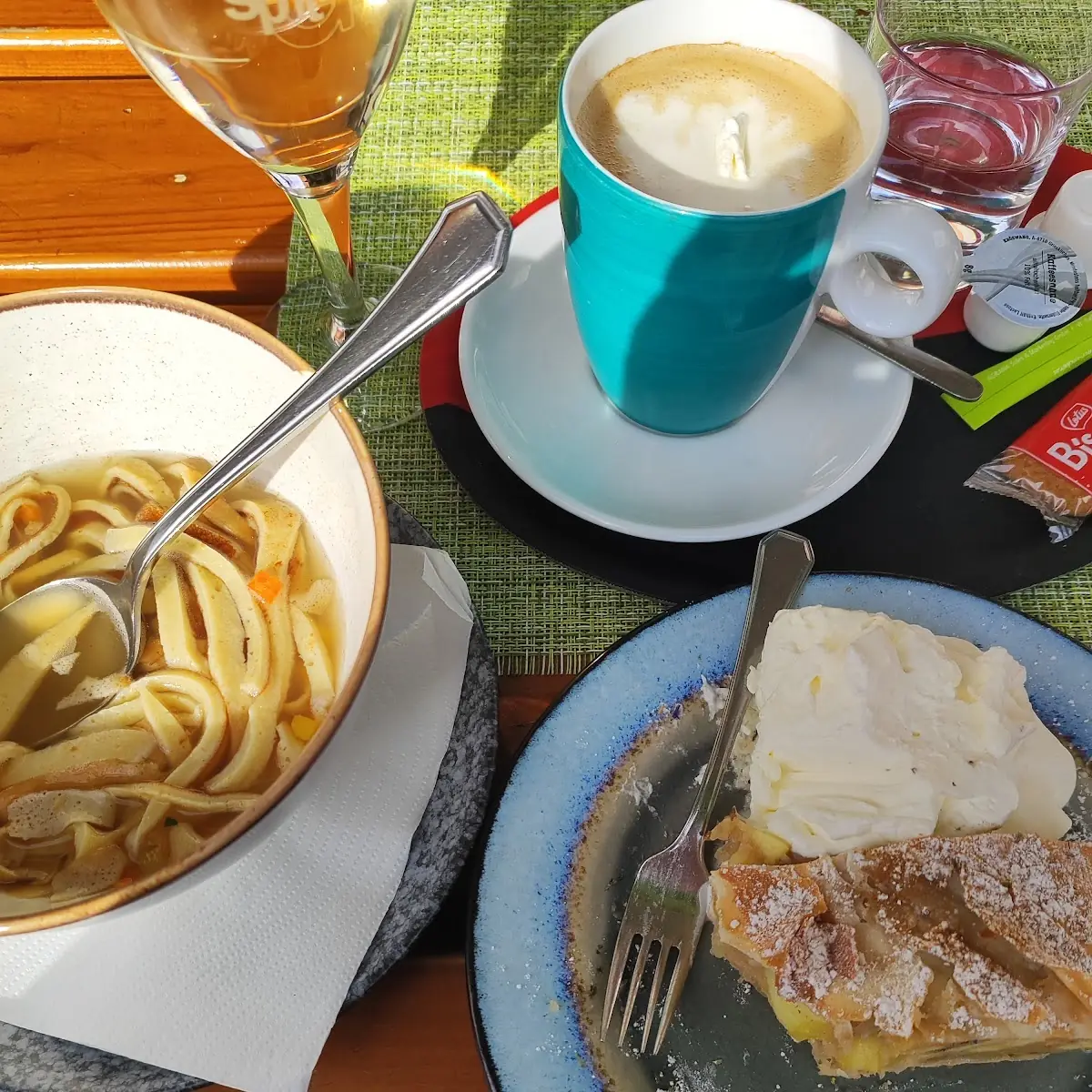 Essen und Trinken photo 9