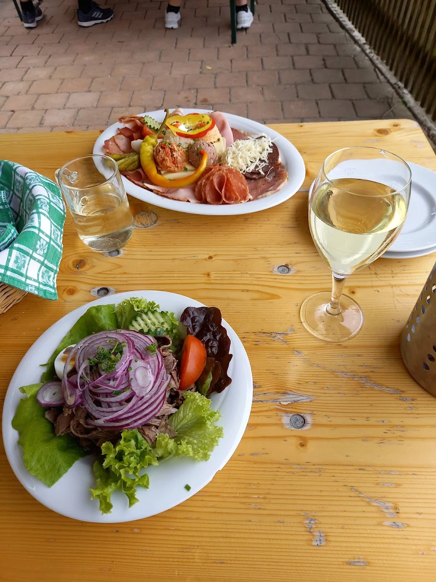 Essen und Trinken photo 2