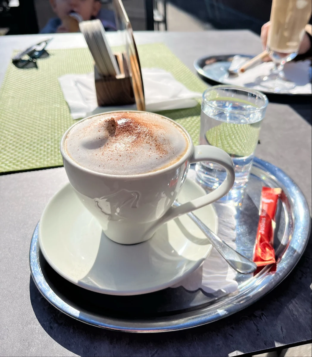 Essen und Trinken photo 3