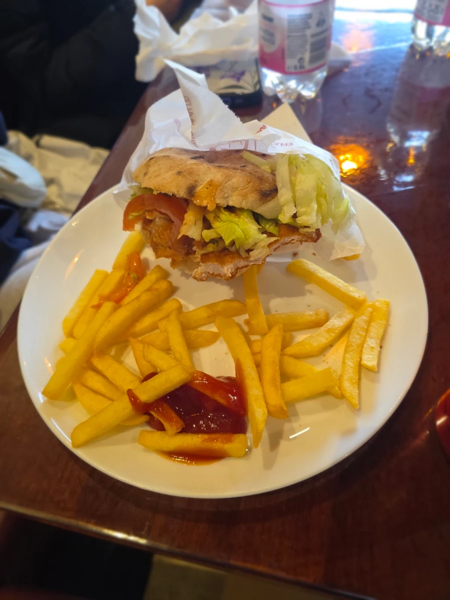 Essen und Trinken photo 2