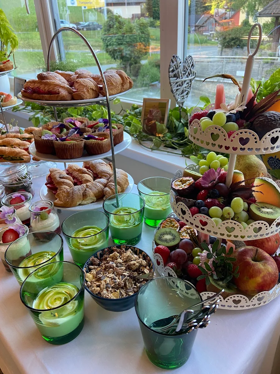 Essen und Trinken photo 1