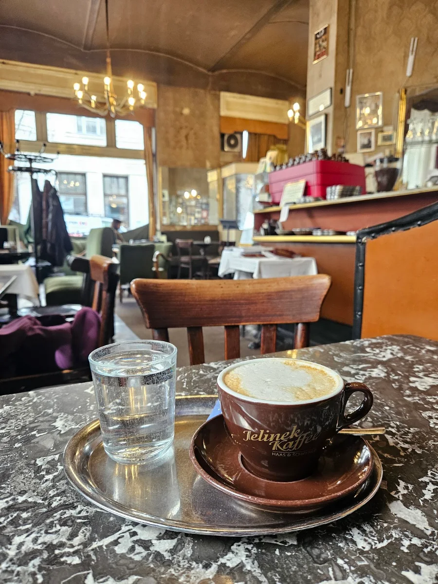 Essen und Trinken photo 1