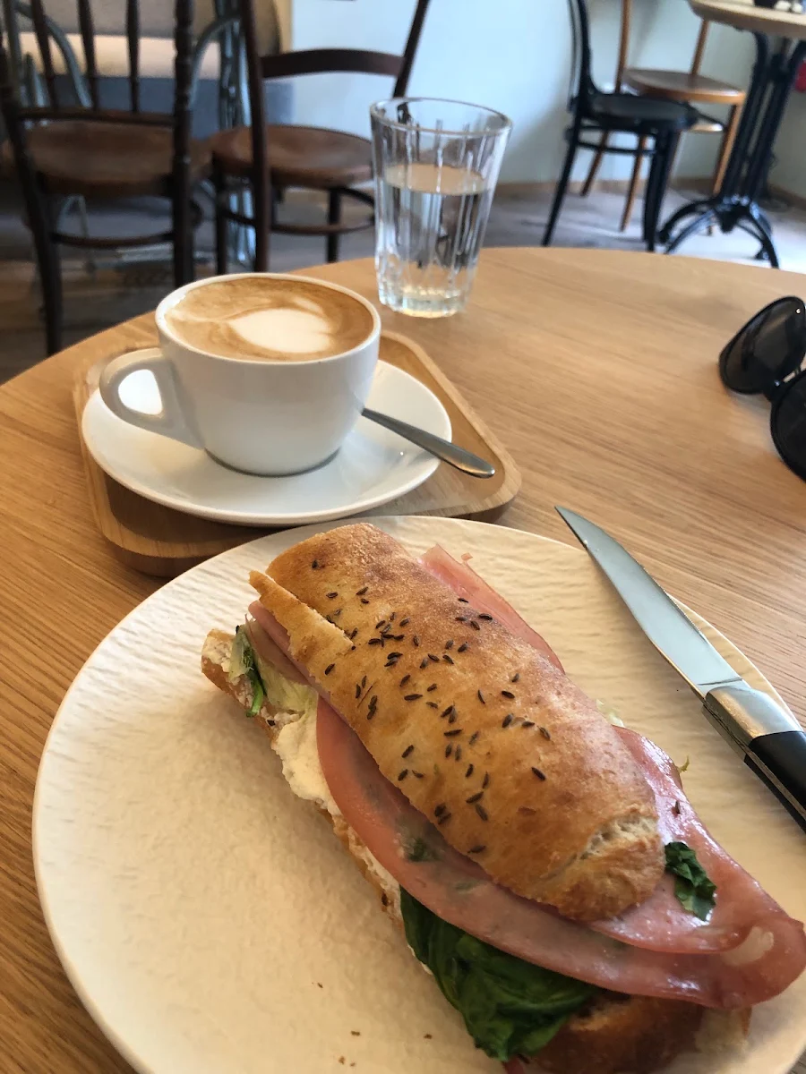Essen und Trinken photo 6