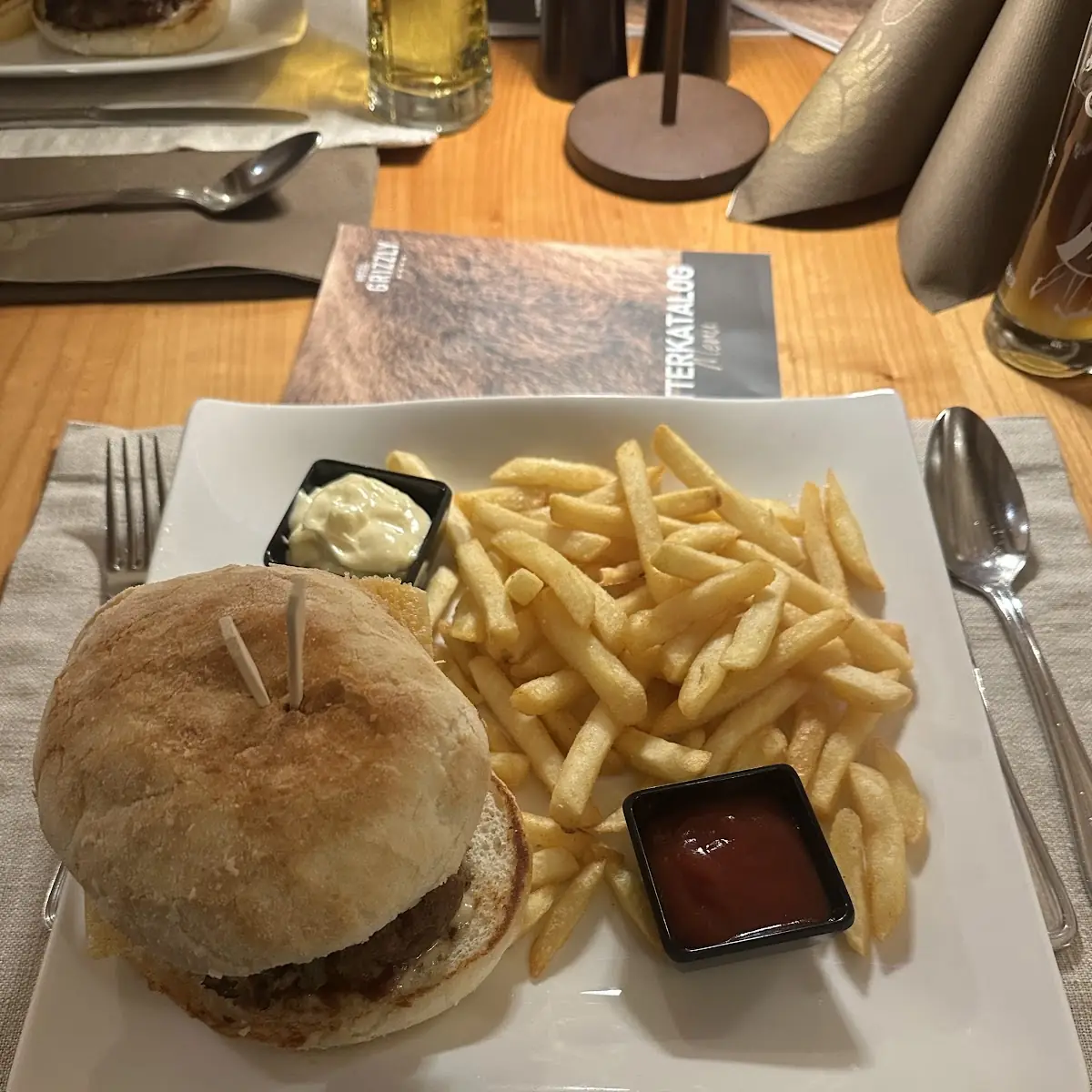 Essen und Trinken, Restaurant Zum Grizzly