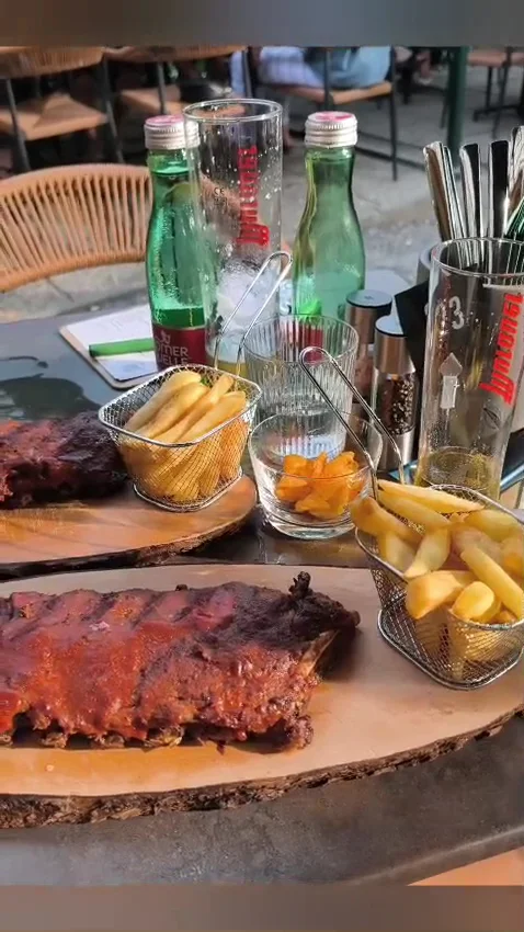 Essen und Trinken photo 2