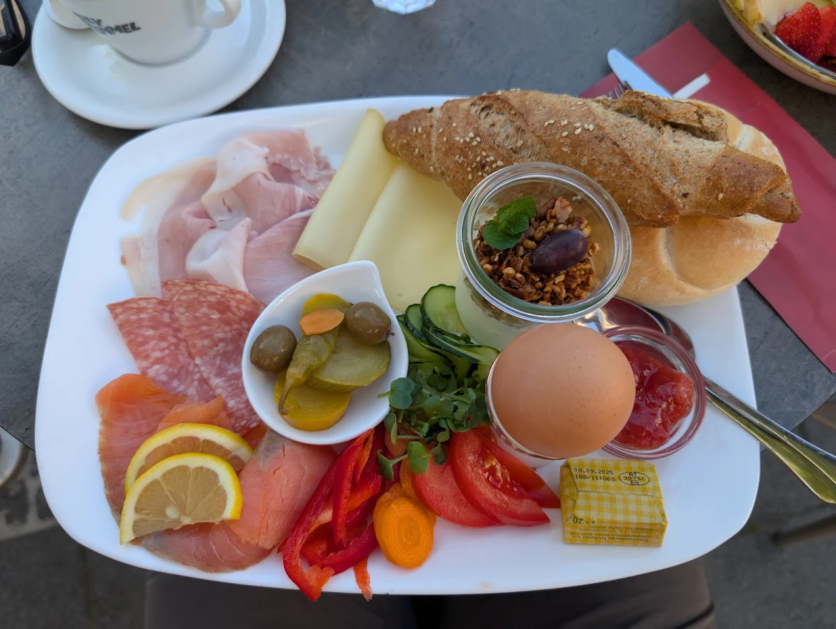 Essen und Trinken photo 1