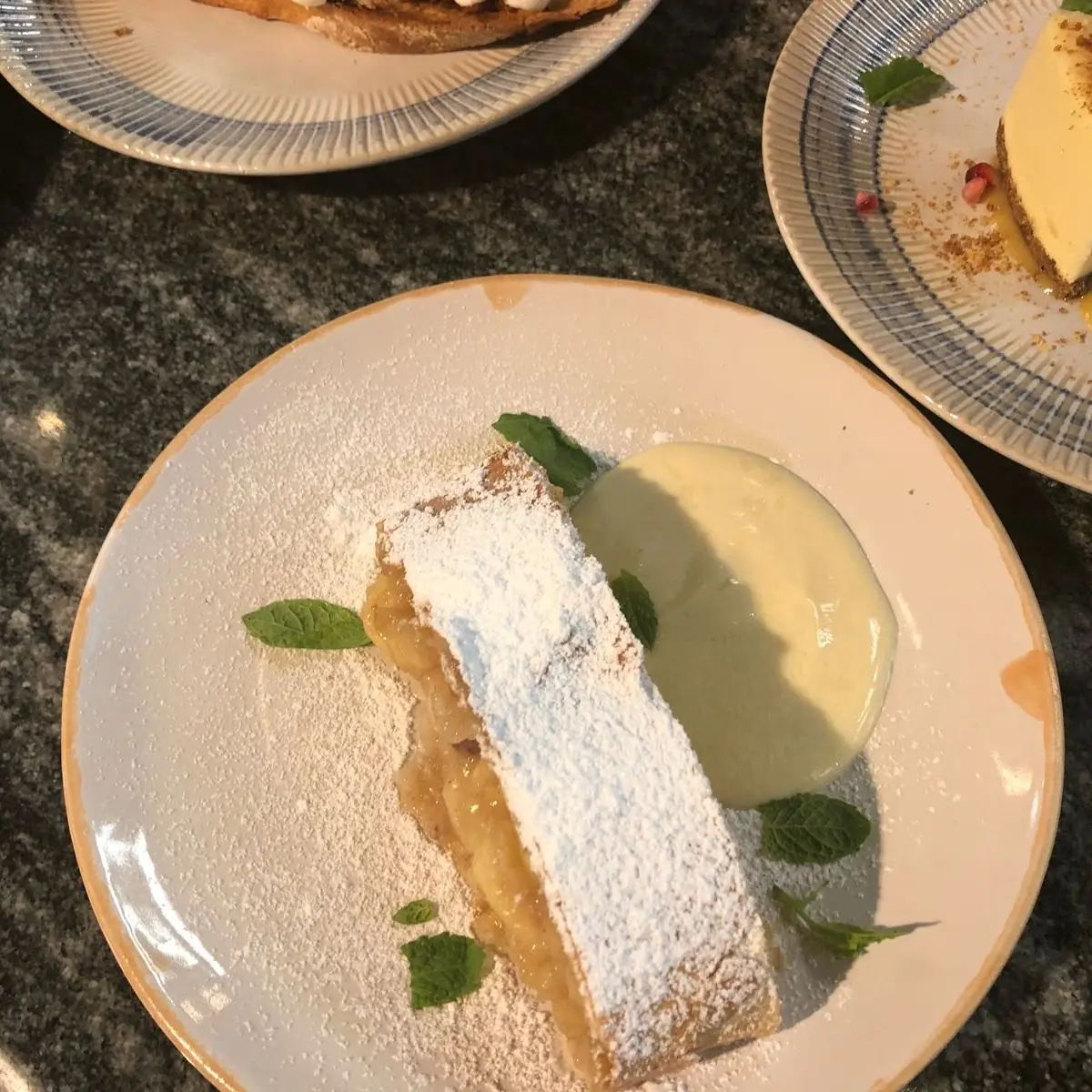 Essen und Trinken photo 1