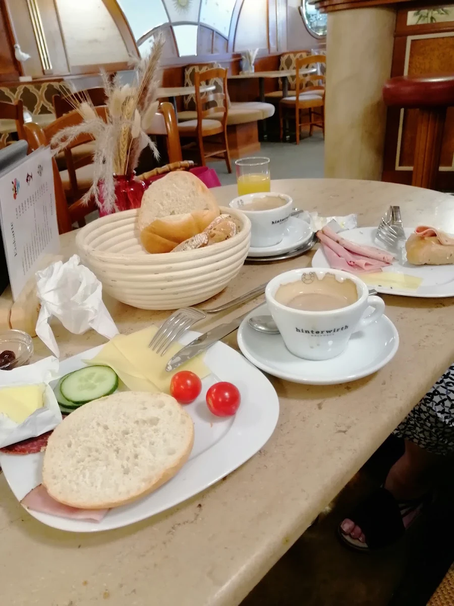 Essen und Trinken photo 2