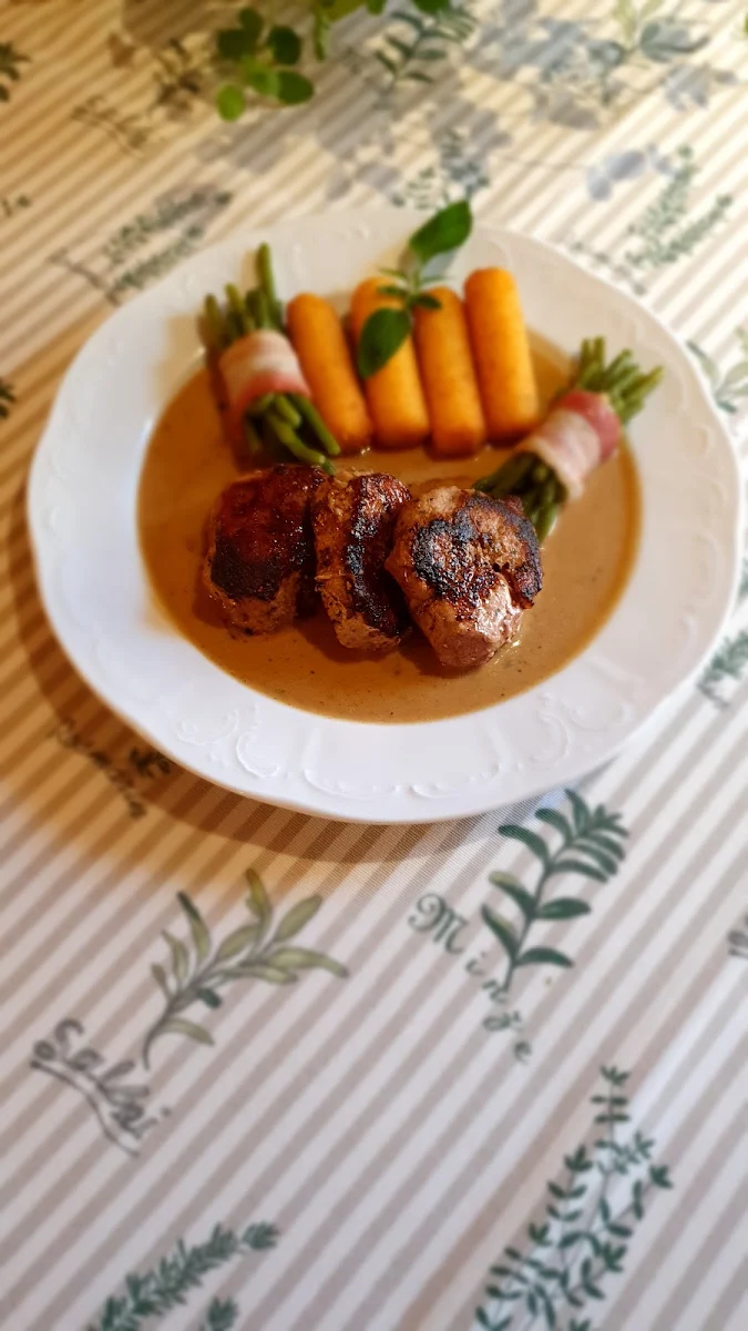 Essen und Trinken photo 2