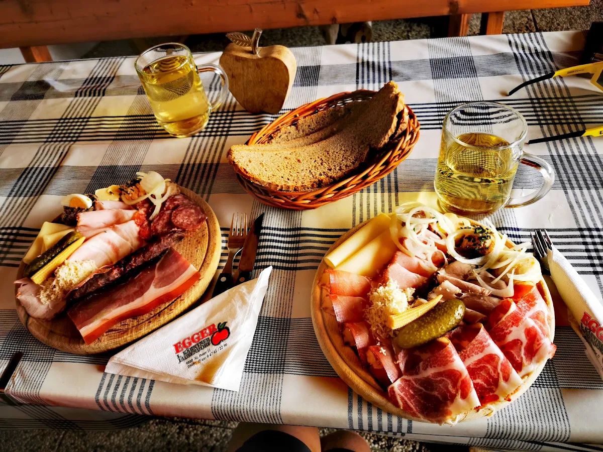 Essen und Trinken photo 1