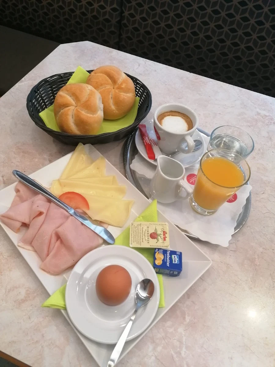 Essen und Trinken photo 8
