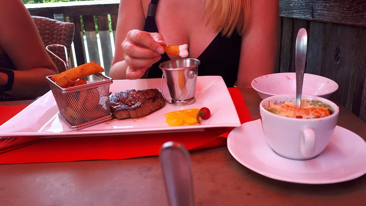 Essen und Trinken photo 2