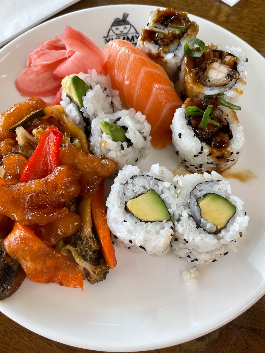 Essen und Trinken, Yummy Restaurant - Zhu KG