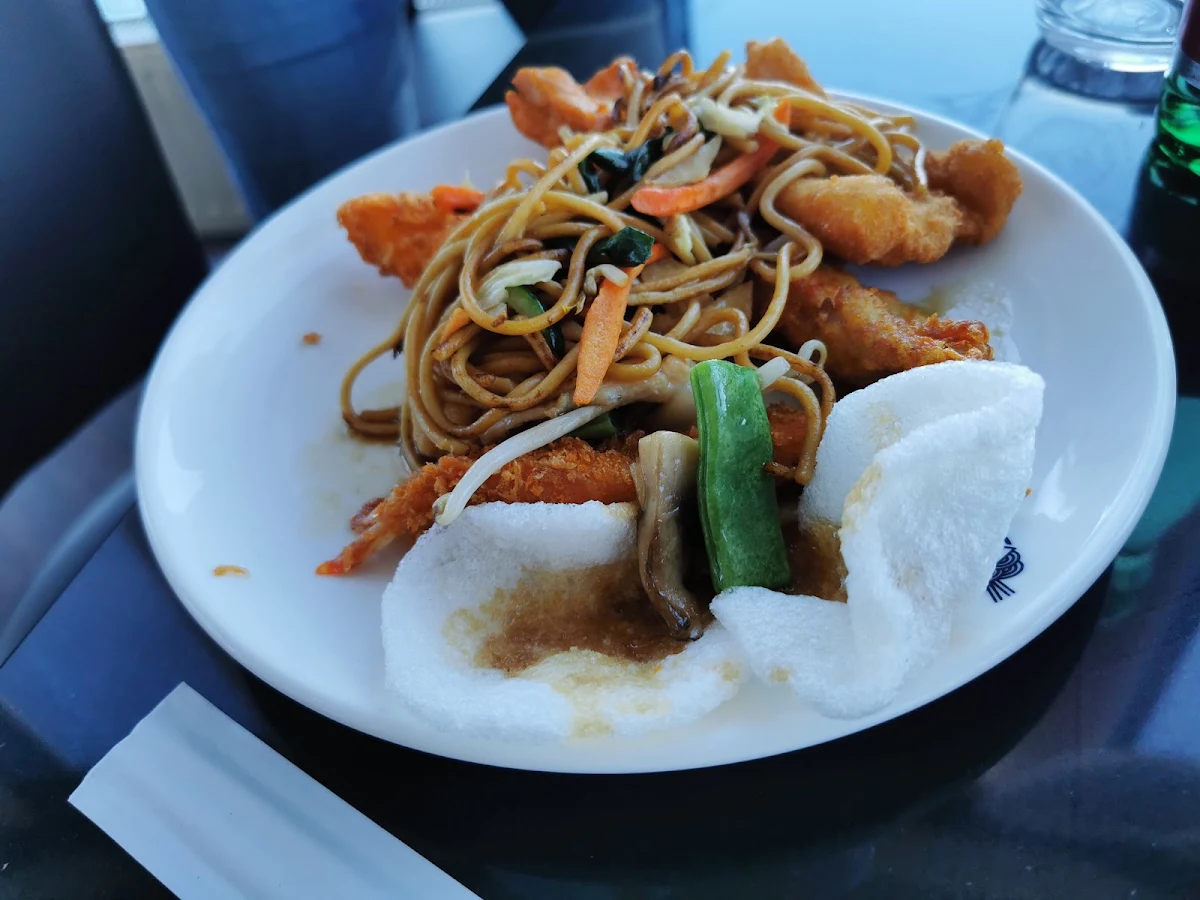 Essen und Trinken, Yummy Restaurant - Zhu KG