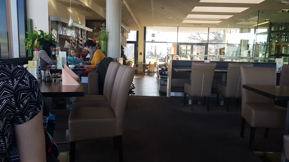 Atmosphäre, Yummy Restaurant - Zhu KG