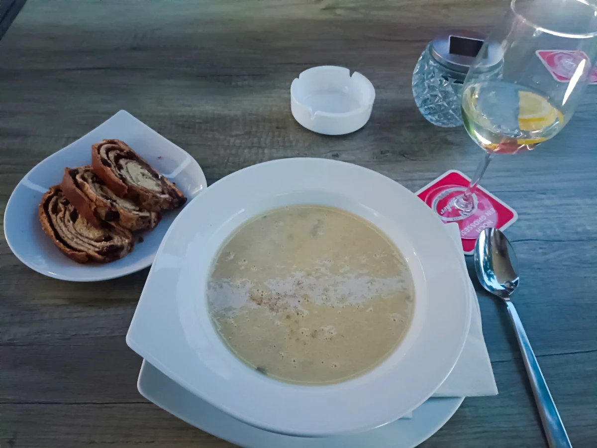 Essen und Trinken photo 1