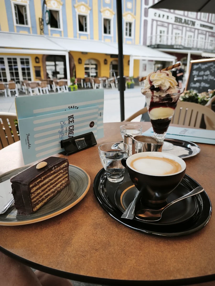 Essen und Trinken photo 3