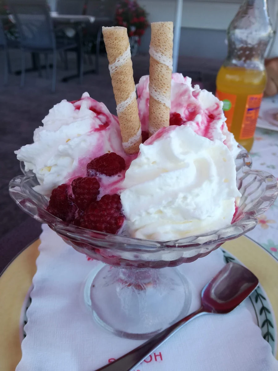 Essen und Trinken photo 2