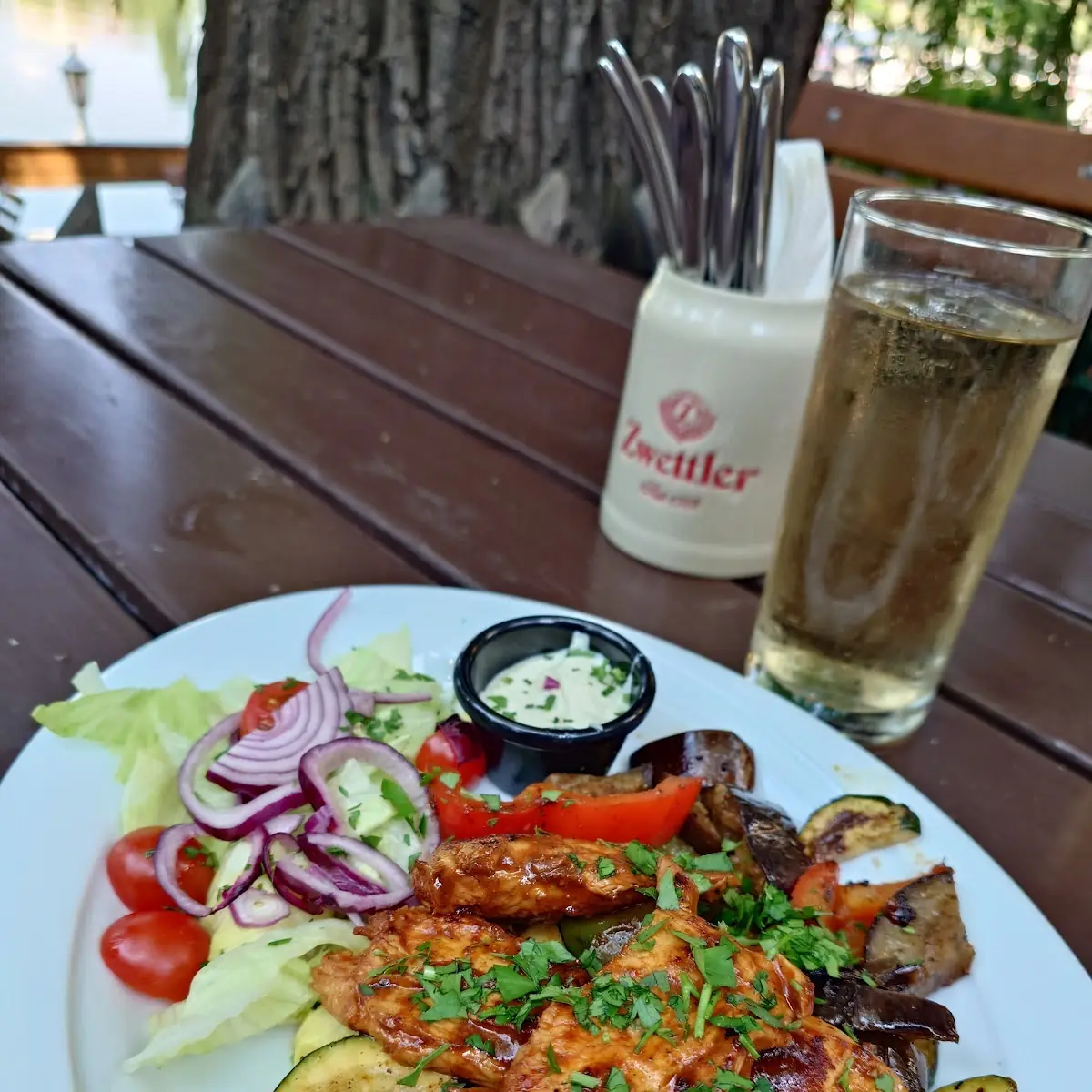 Essen und Trinken photo 1