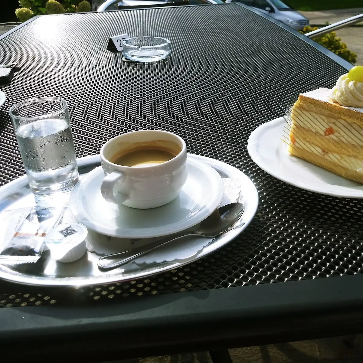 Essen und Trinken photo 2