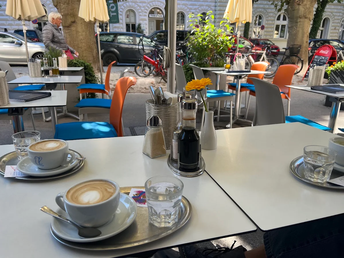 Essen und Trinken photo 1