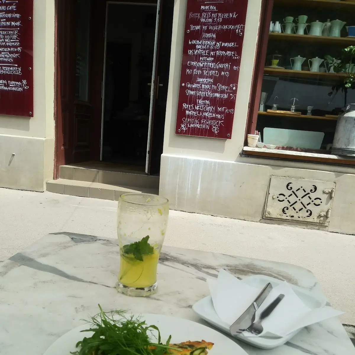 Essen und Trinken photo 2