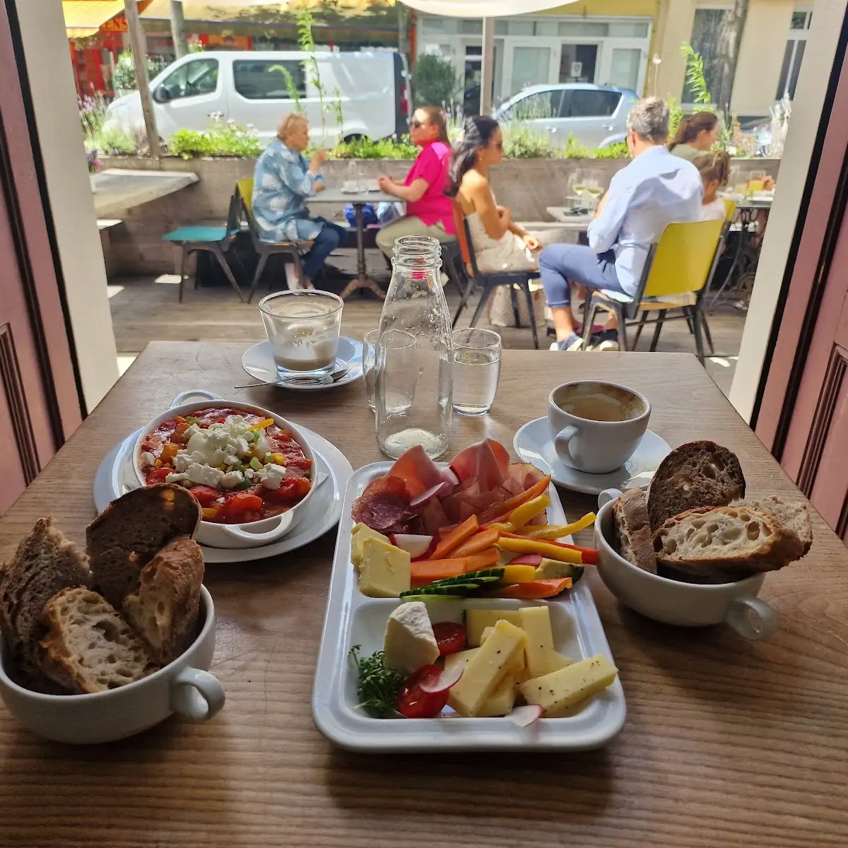 Essen und Trinken photo 3