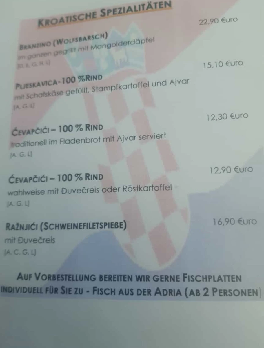 Speisekarte, Sportsbar-Happyland