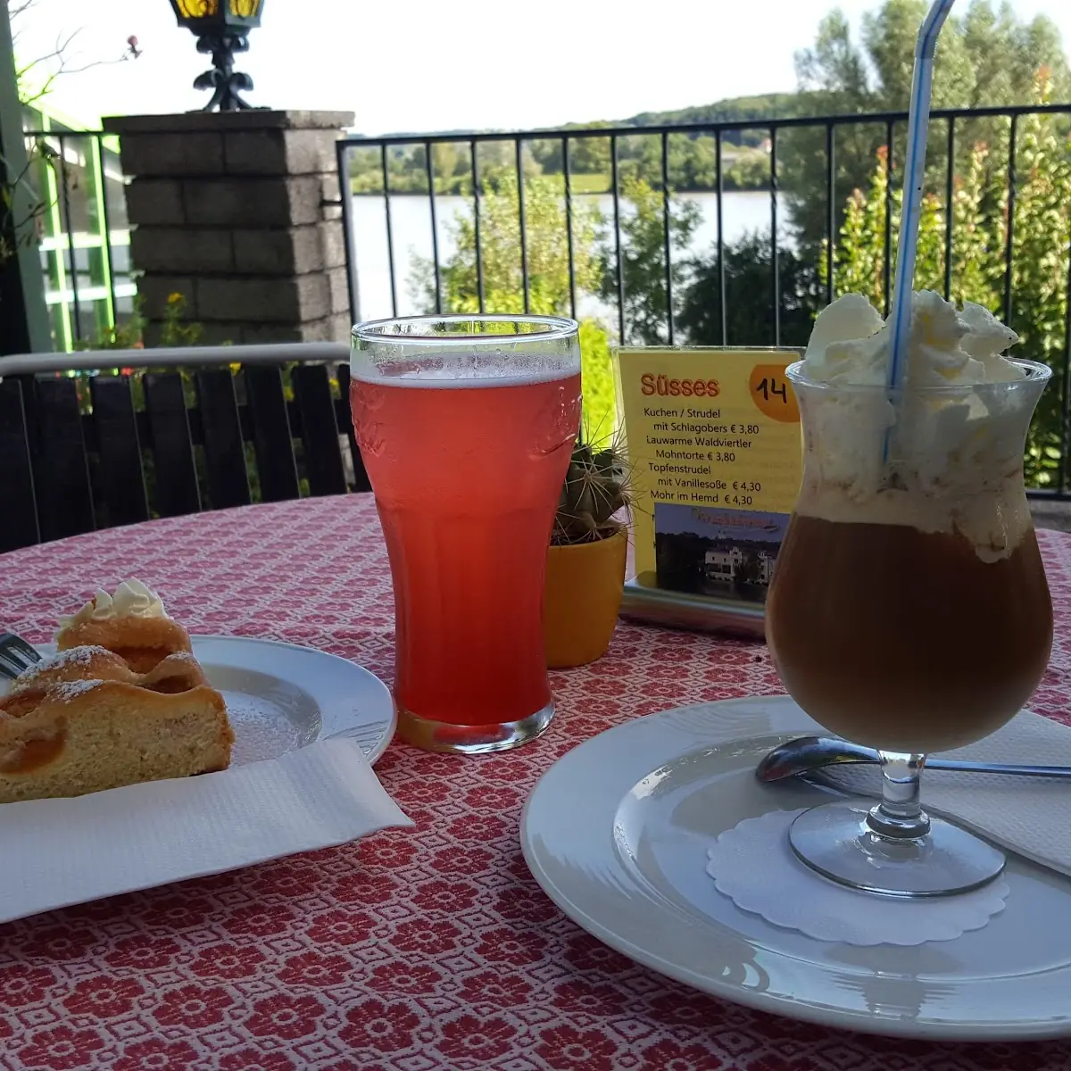 Essen und Trinken photo 8