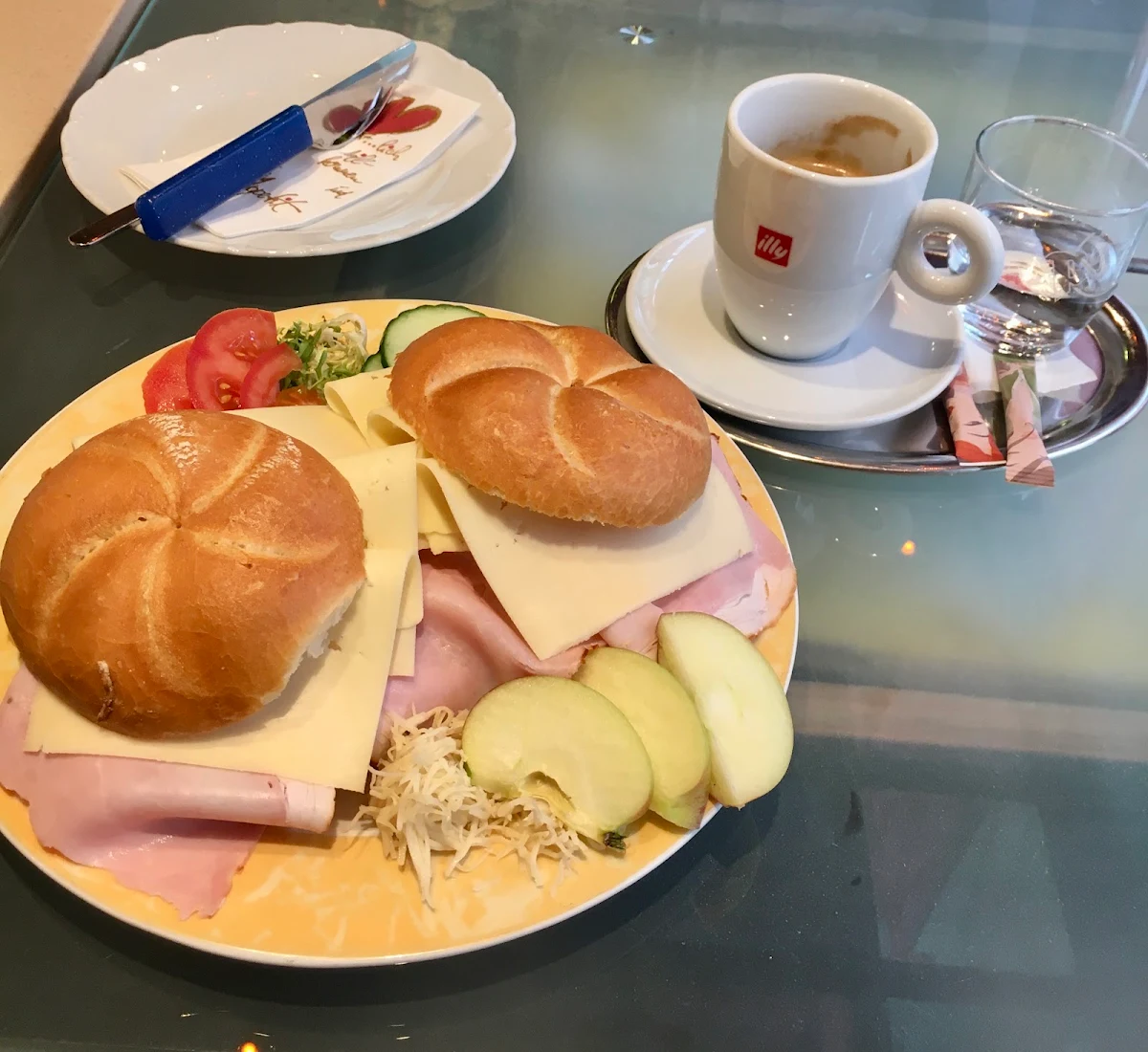 Essen und Trinken photo 3