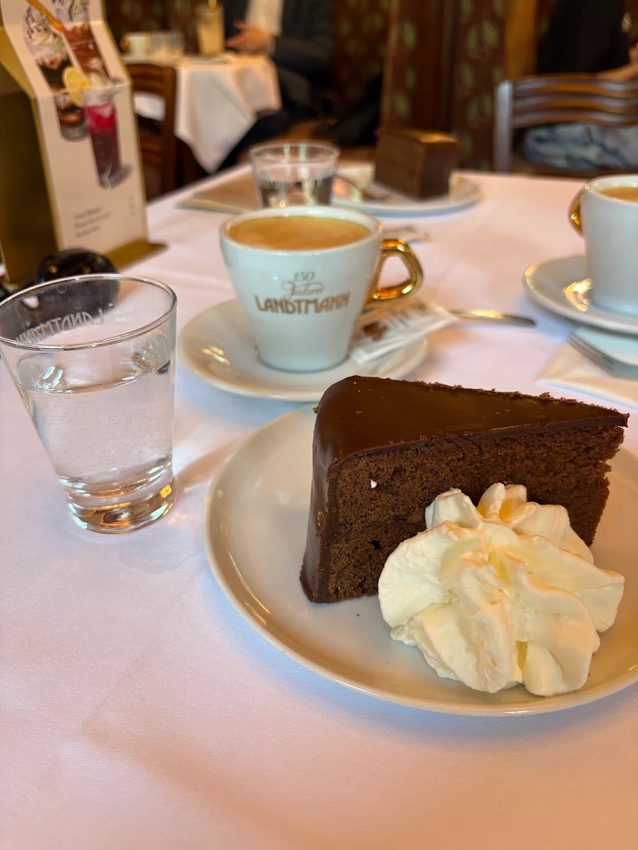 Essen und Trinken photo 1