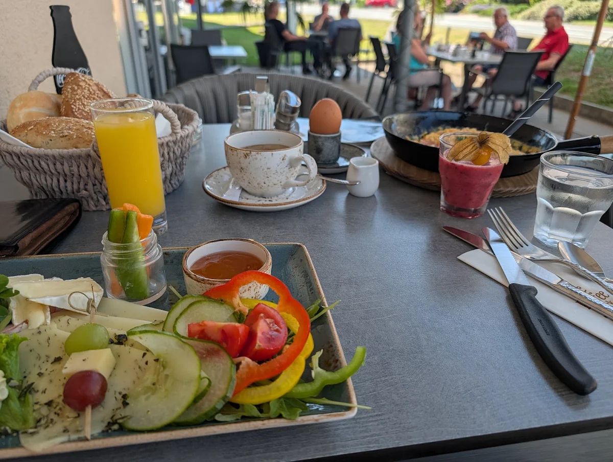 Essen und Trinken photo 2