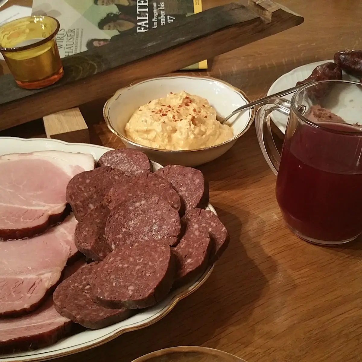 Essen und Trinken photo 1