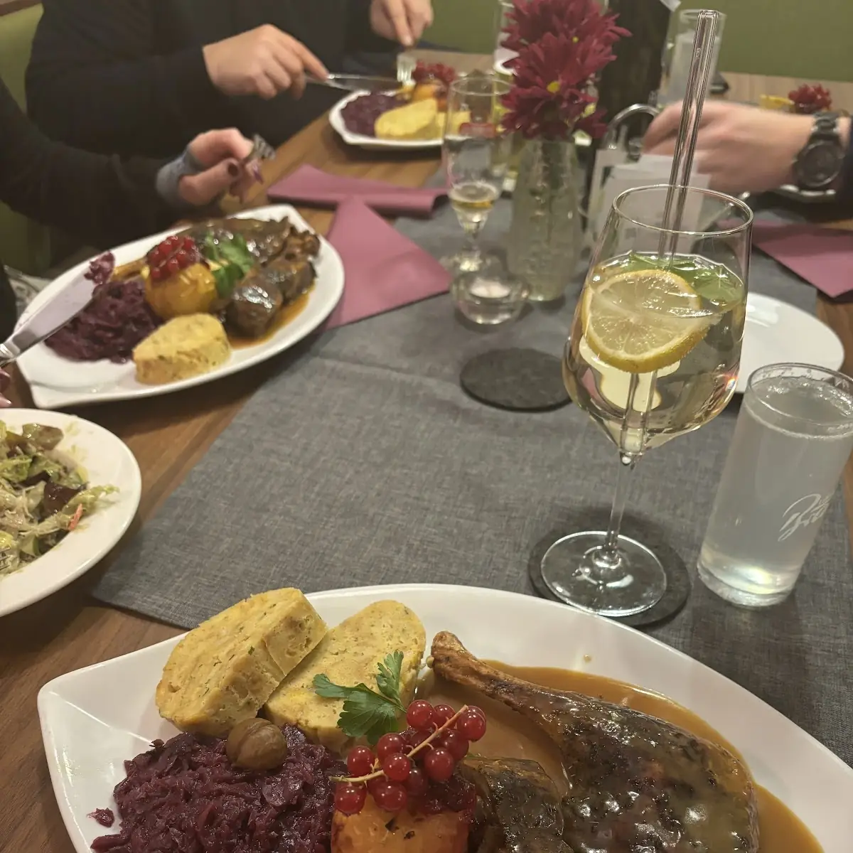 Essen und Trinken photo 3