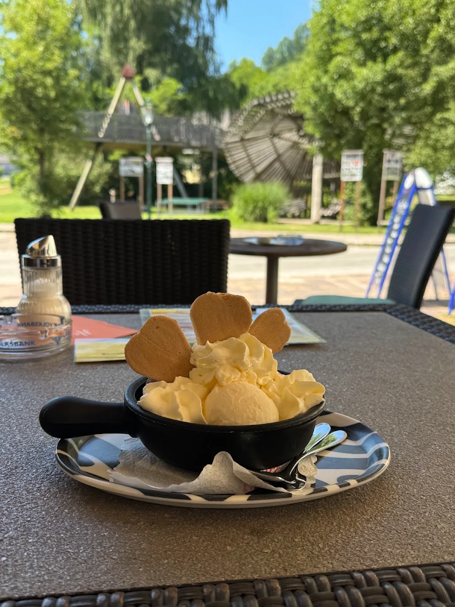 Essen und Trinken photo 10