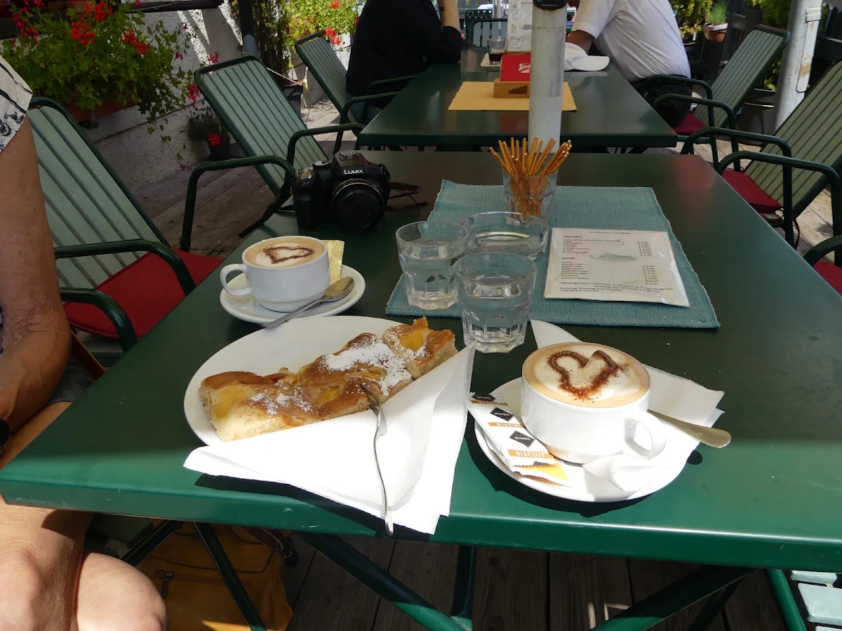 Essen und Trinken photo 1