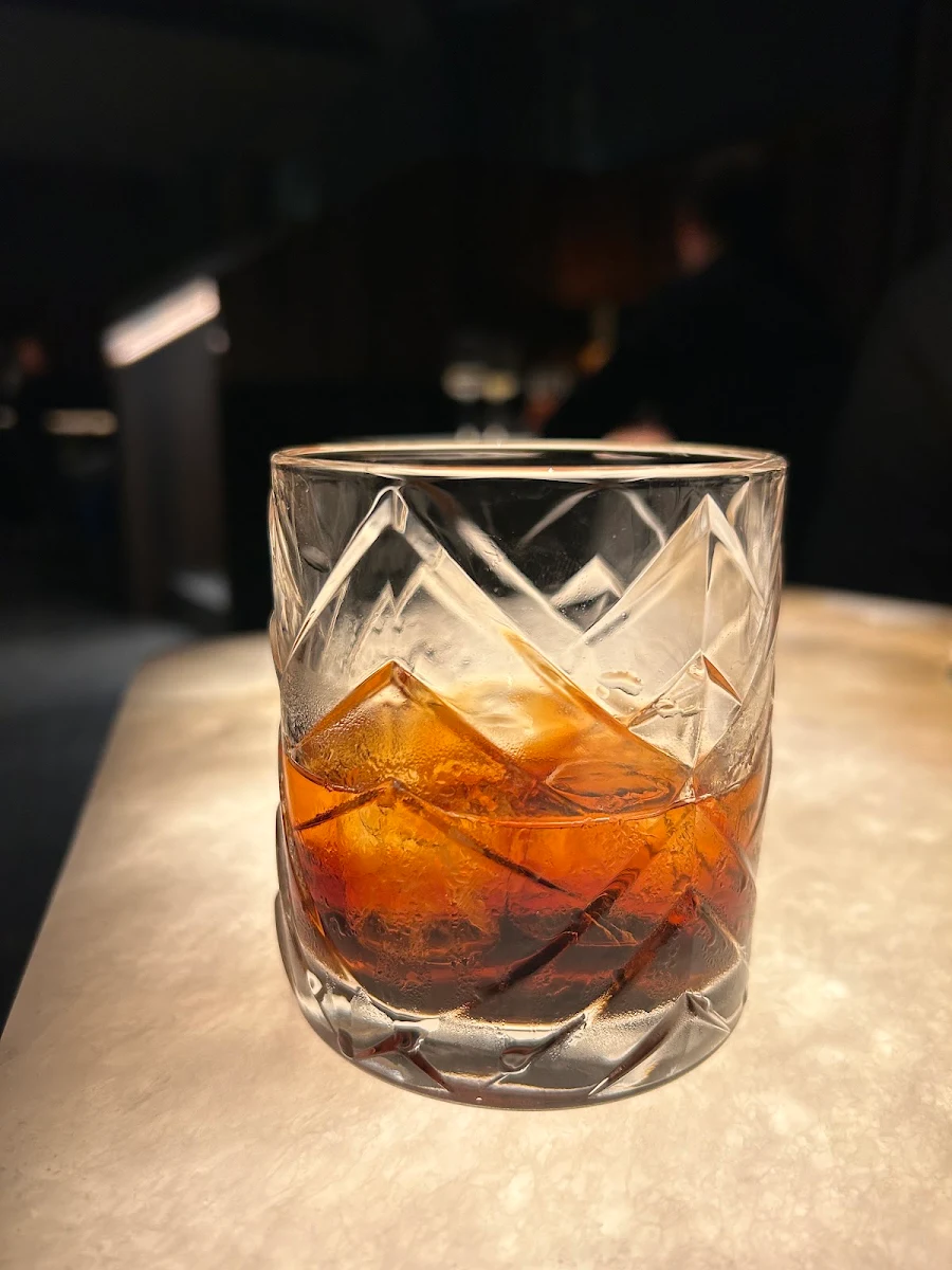 Essen und Trinken, August Cocktail Bar