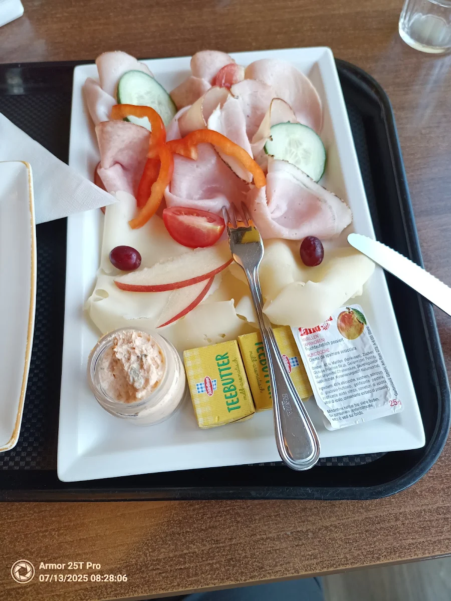 Essen und Trinken photo 1