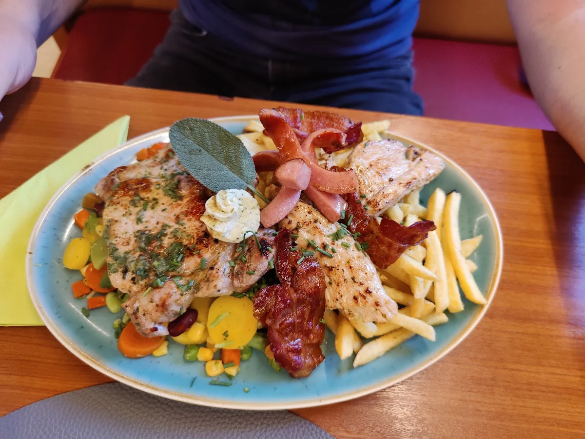 Essen und Trinken photo 3