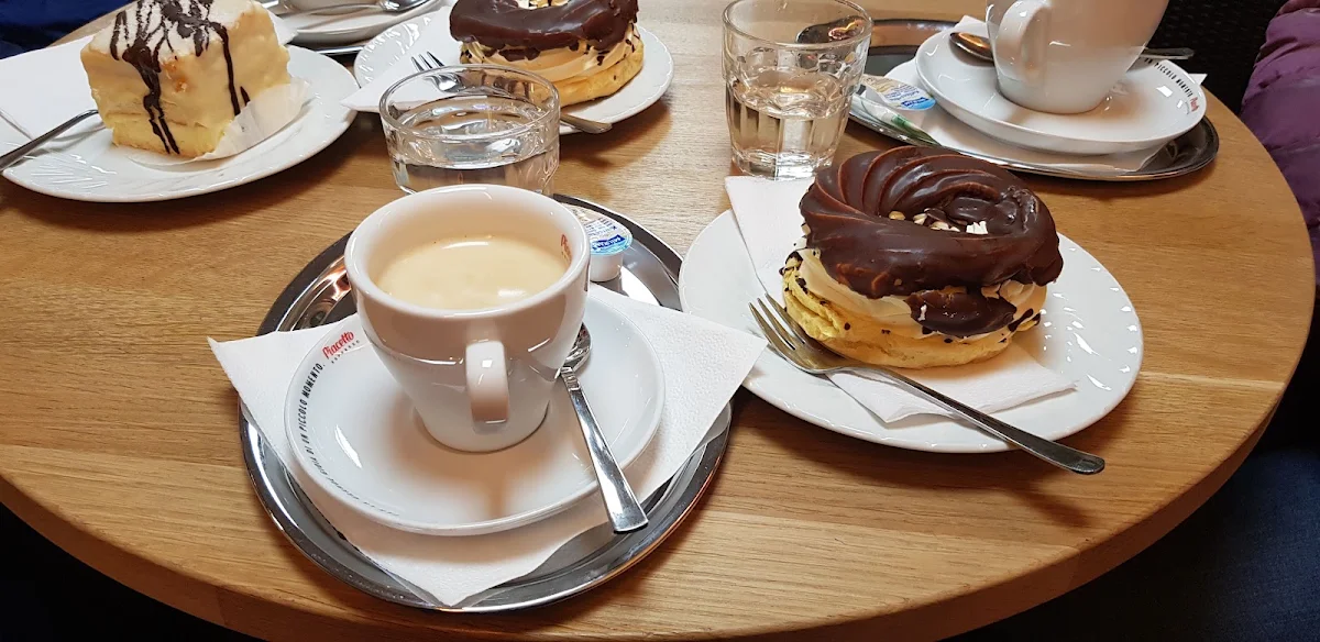 Essen und Trinken photo 2