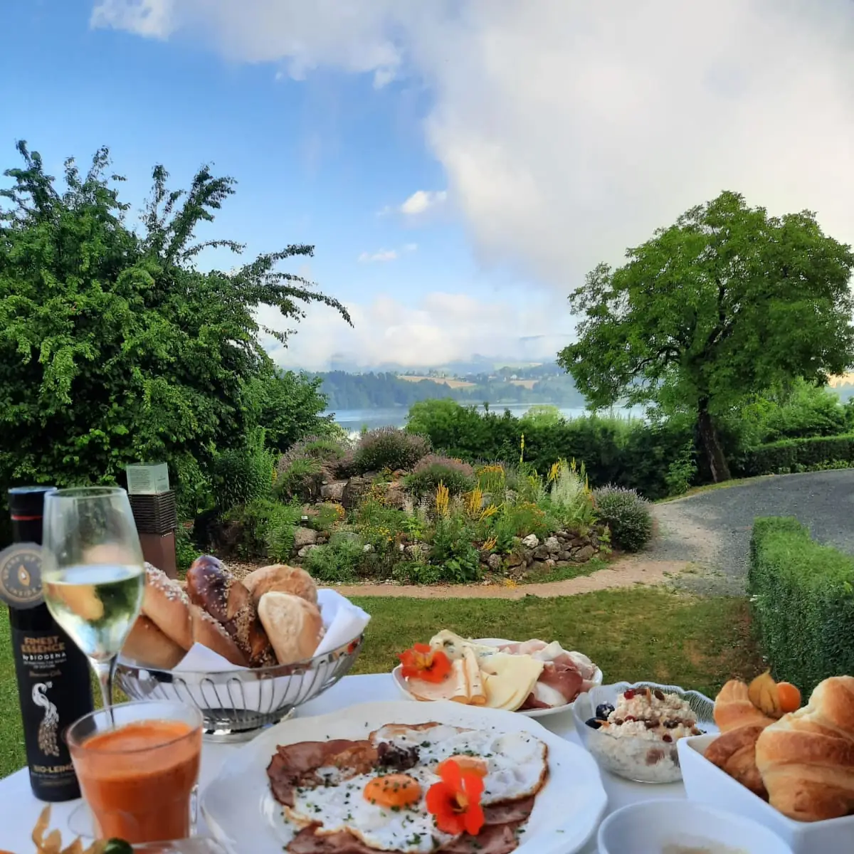 Essen und Trinken photo 2